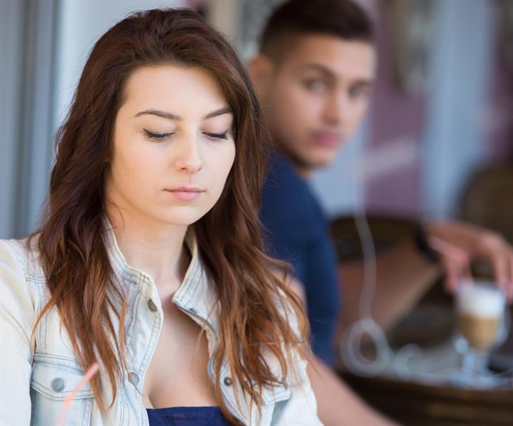 8 viselkedésforma, amit a férfiak ki nem állhatnak a nőktől