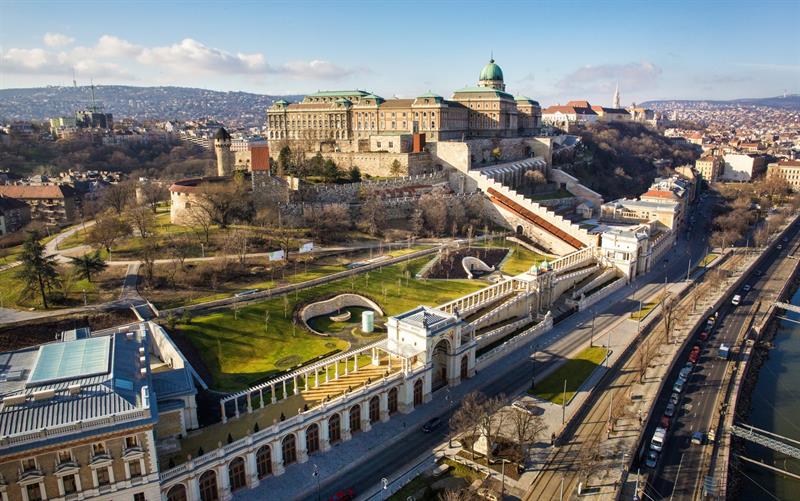 Vadgesztenyés őszi séták Buda titkai nyomában